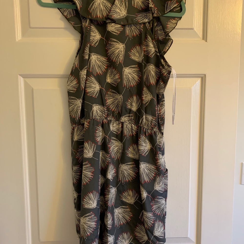 Gray Patterned Dress - image 3